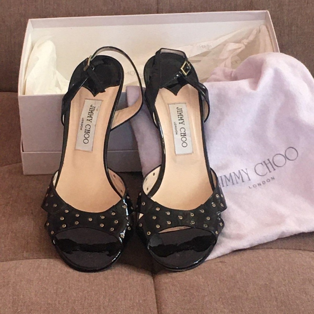 Shoes - Picture 2 of 3